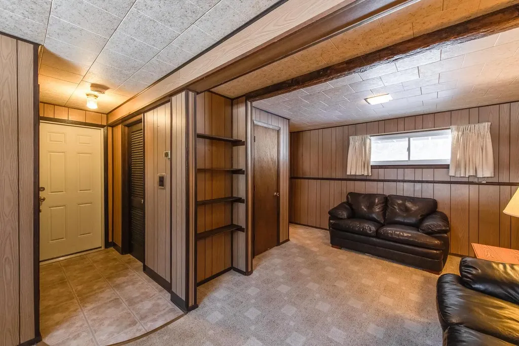 62 Nassau Road Poughkeepsie NY 12601