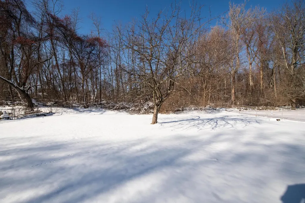 62 Nassau Road Poughkeepsie NY 12601