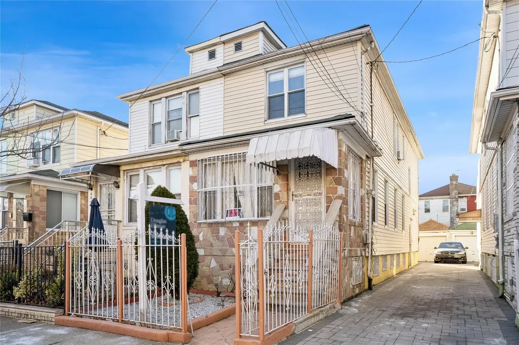 602 E 52nd Street Brooklyn NY 11203