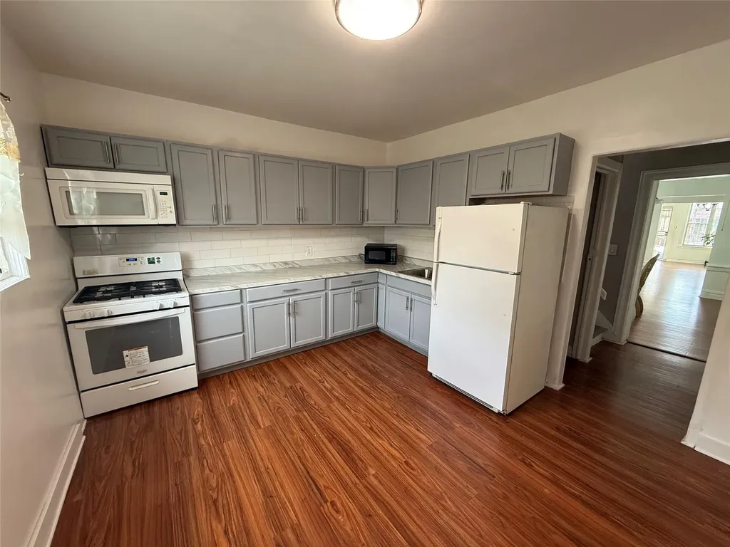 602 E 52nd Street Brooklyn NY 11203