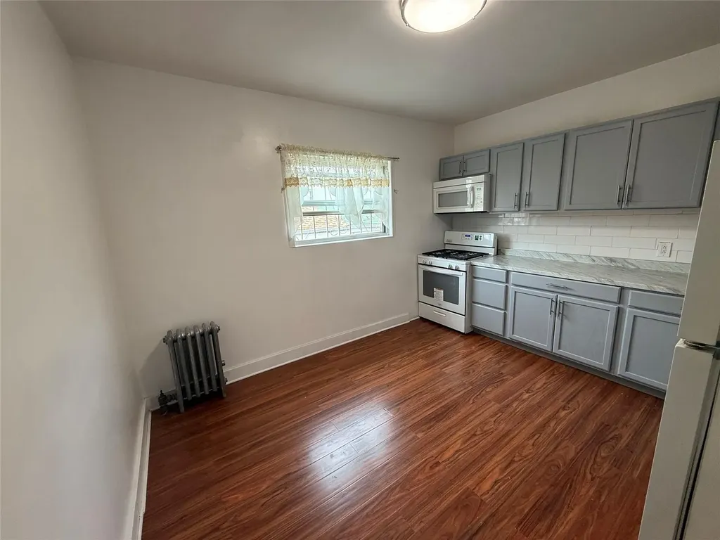 602 E 52nd Street Brooklyn NY 11203