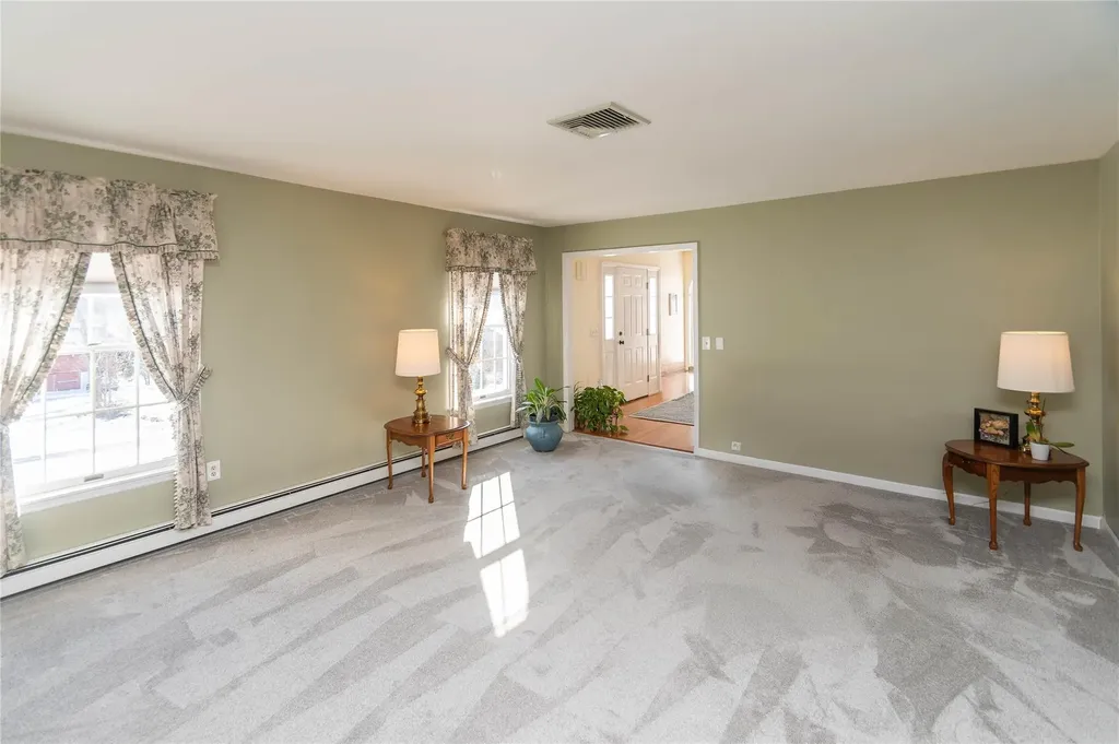 56 Mulberry Lane Milton NY 12547