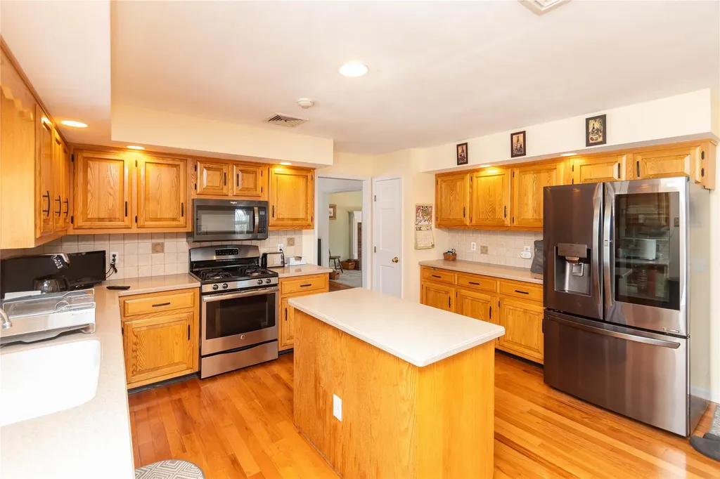 56 Mulberry Lane Milton NY 12547