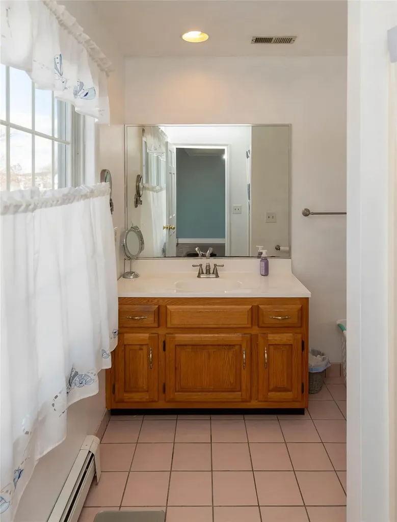 56 Mulberry Lane Milton NY 12547