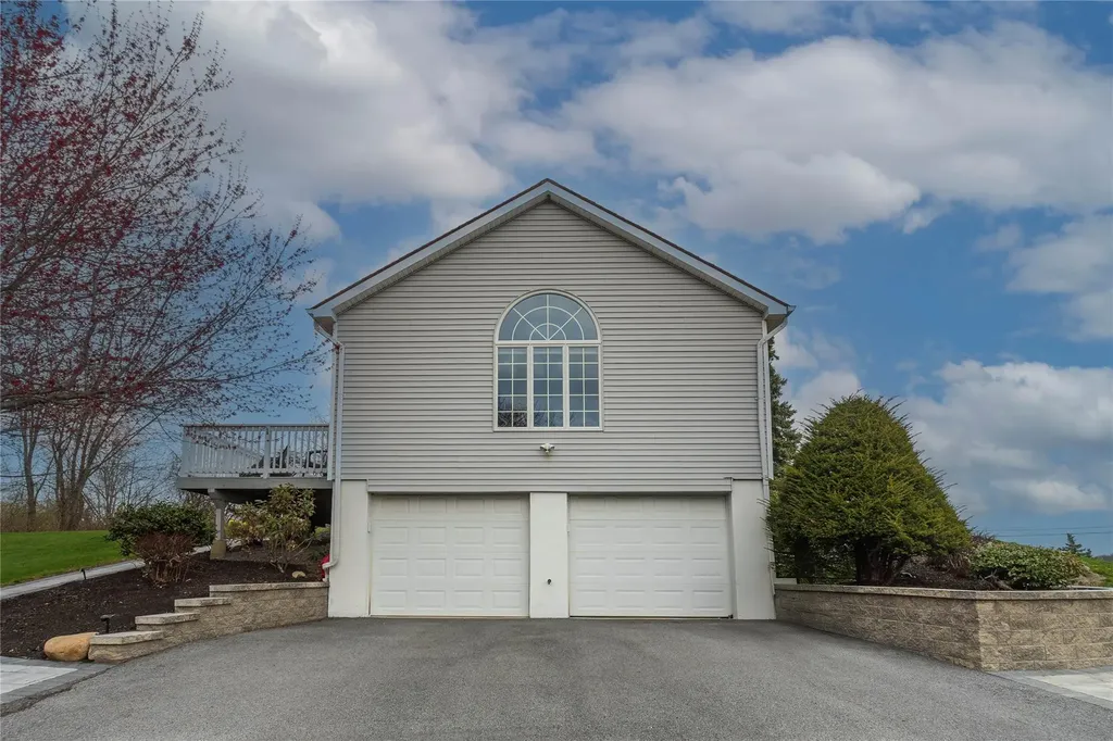 56 Mulberry Lane Milton NY 12547