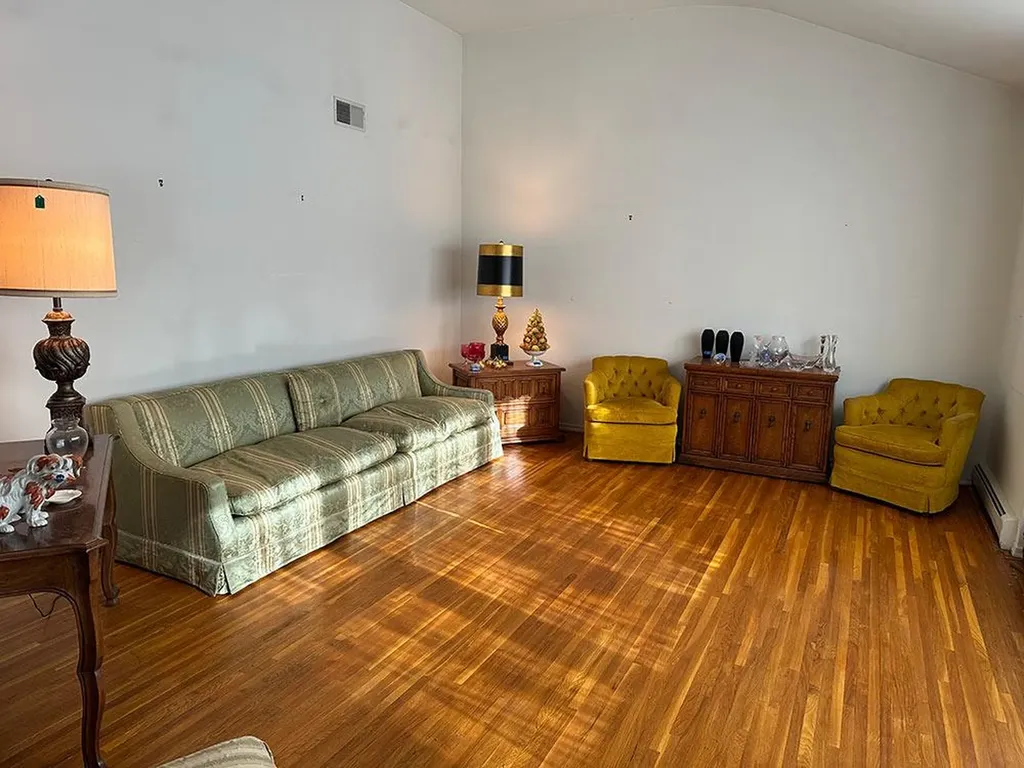 6 Carriage Hill Road Ossining NY 10562