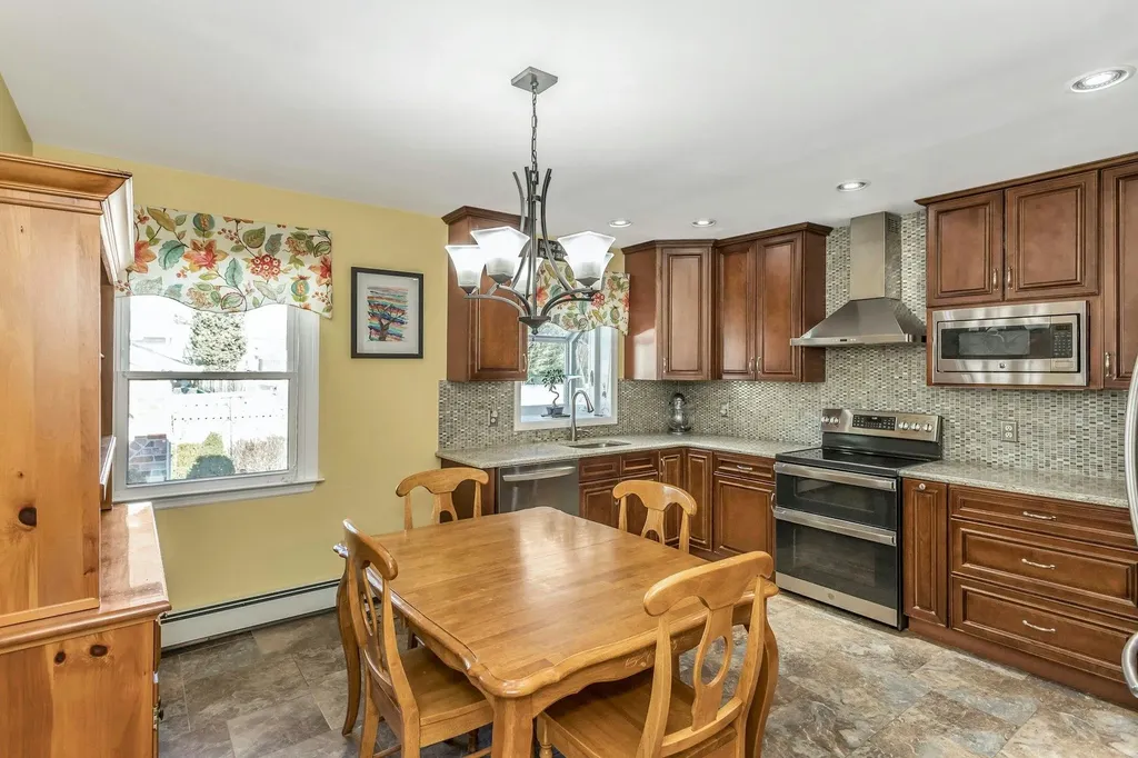122 Bushwick Avenue Merrick NY 11566