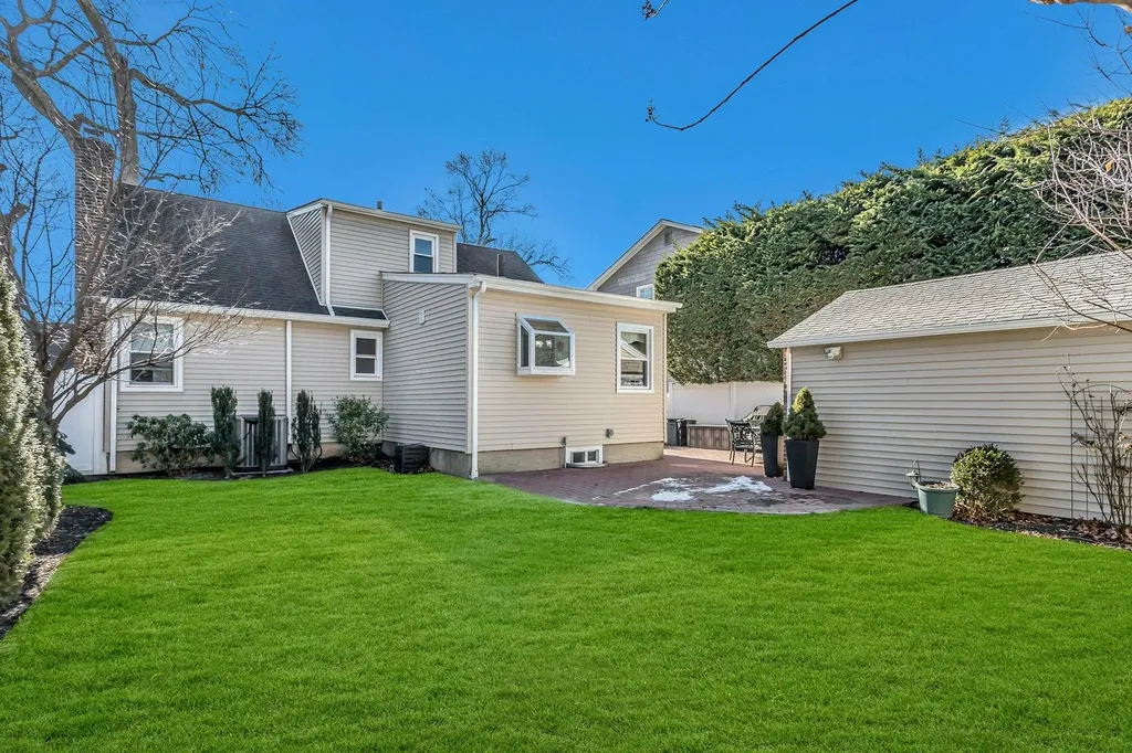 122 Bushwick Avenue Merrick NY 11566