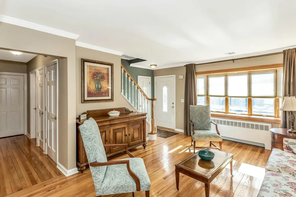 122 Bushwick Avenue Merrick NY 11566