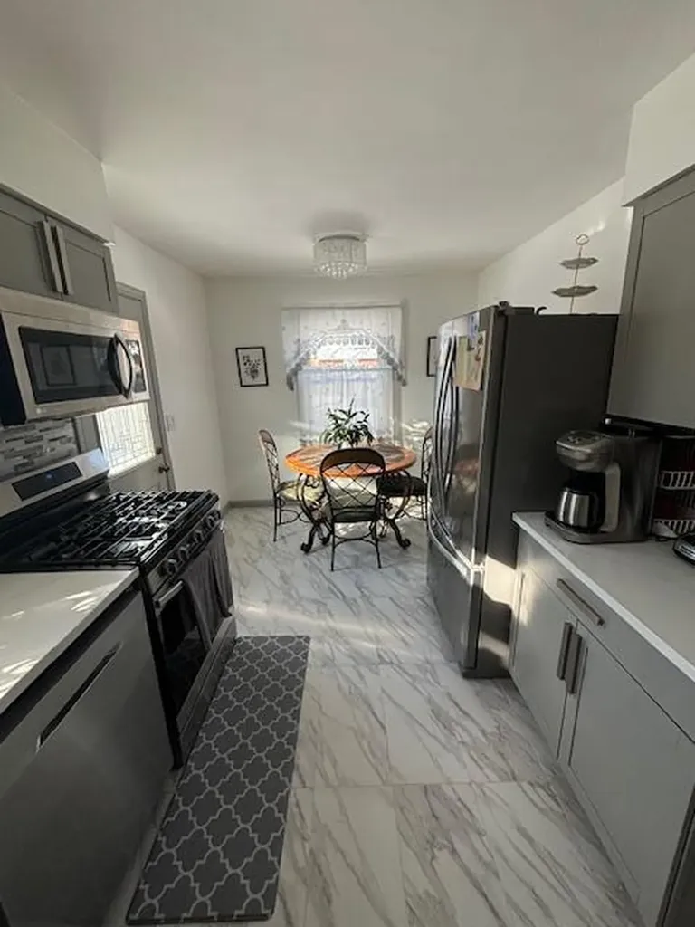 249 Rudolf Road Mineola NY 11501