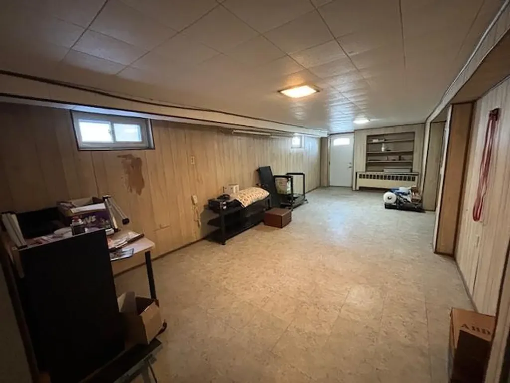 249 Rudolf Road Mineola NY 11501