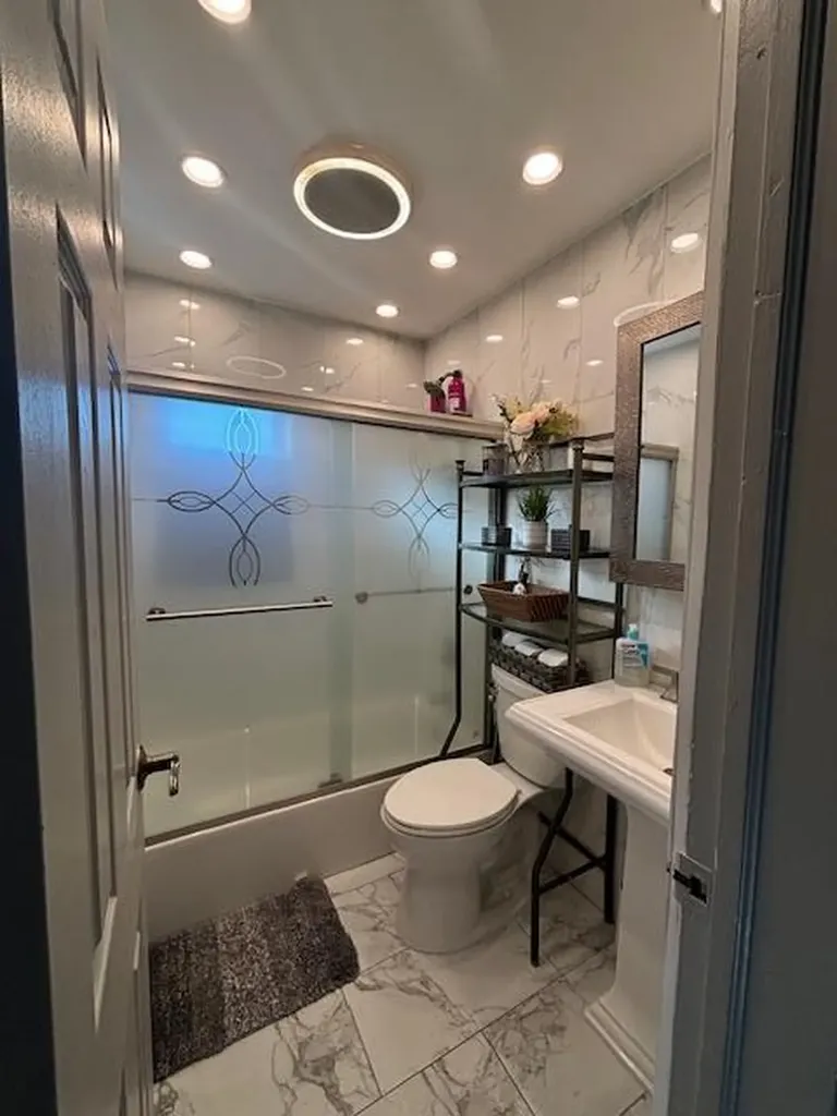 249 Rudolf Road Mineola NY 11501