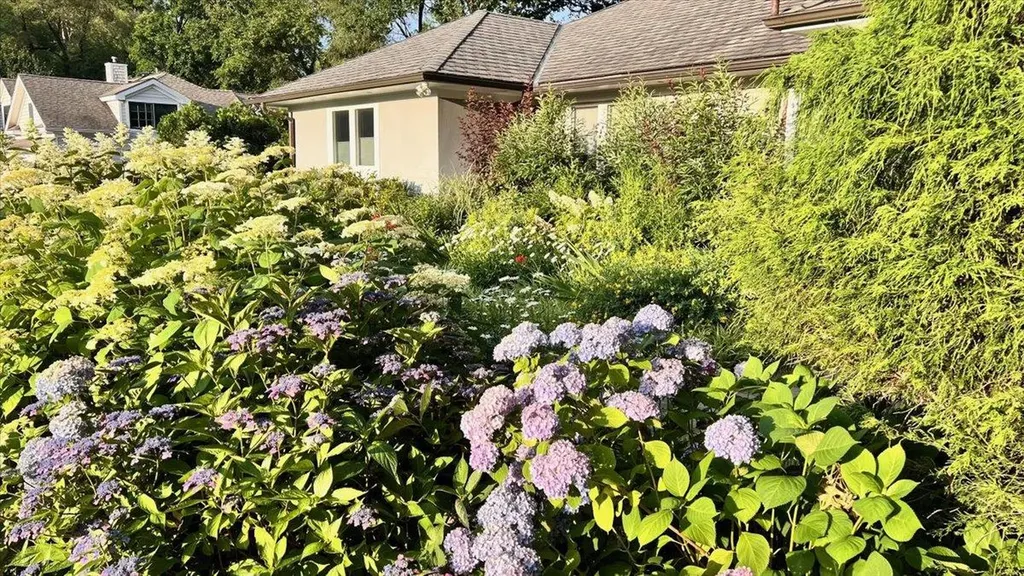 82 Fox Meadow Road Scarsdale NY 10583
