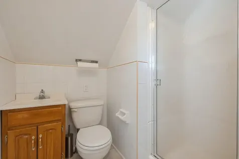 6 Glen Lane Copiague NY 11726