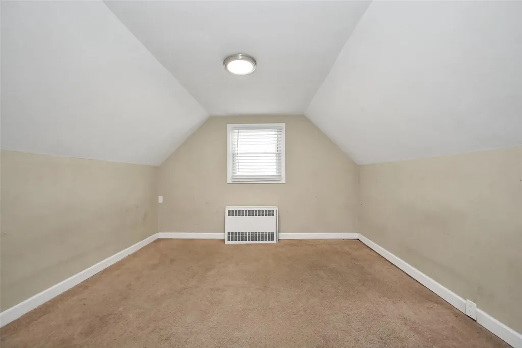 20 Fairfax Street Valley Stream NY 11580