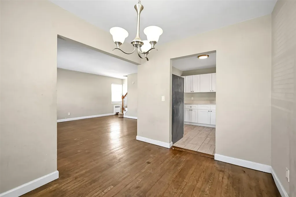 20 Fairfax Street Valley Stream NY 11580