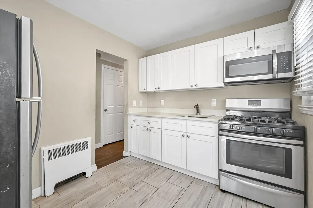 20 Fairfax Street Valley Stream NY 11580