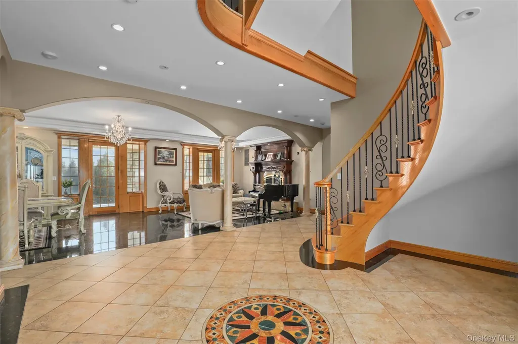 3407 Country Club Road Bronx NY 10465