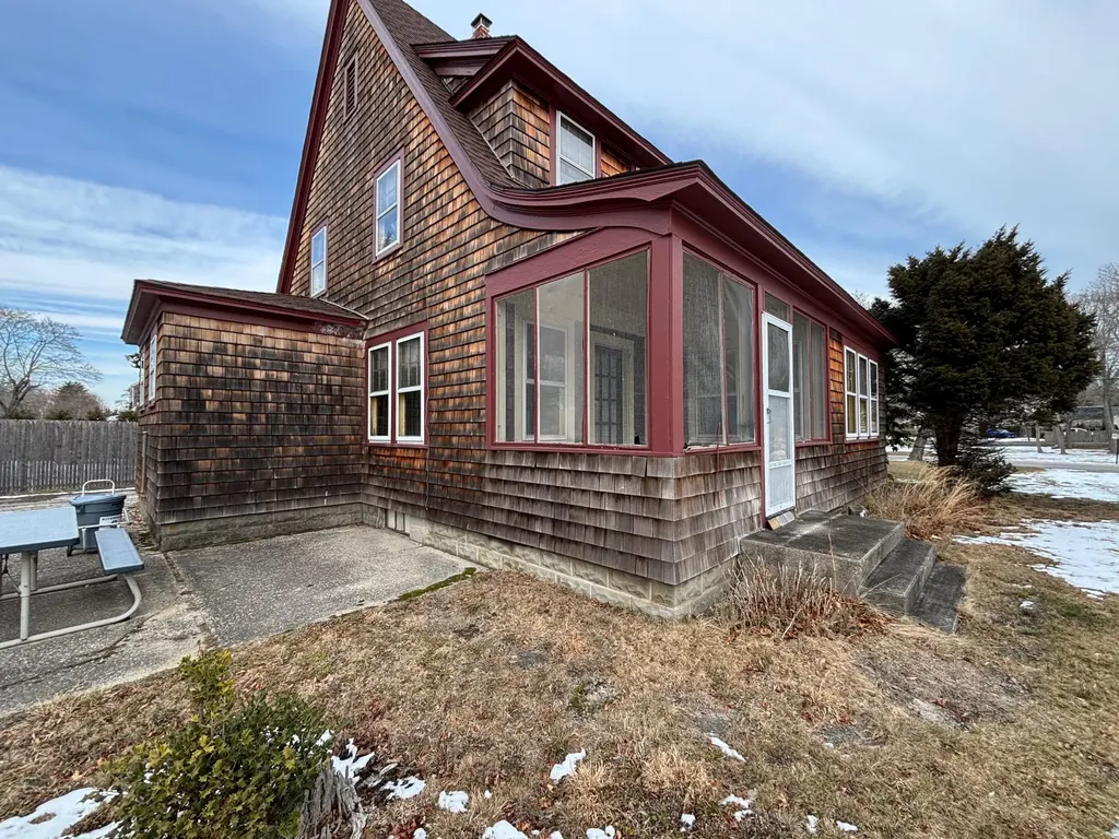265 Howell Avenue Riverhead NY 11901