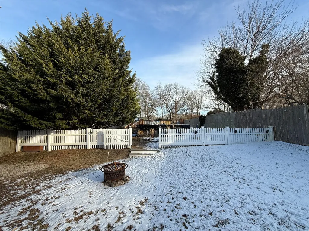 135 Stackyard Drive Mastic Beach NY 11951