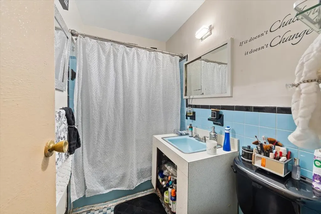 1764 Bartow Avenue Bronx NY 10469