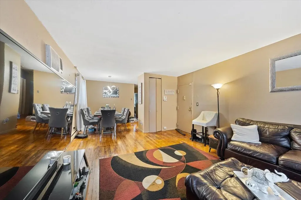 1764 Bartow Avenue Bronx NY 10469