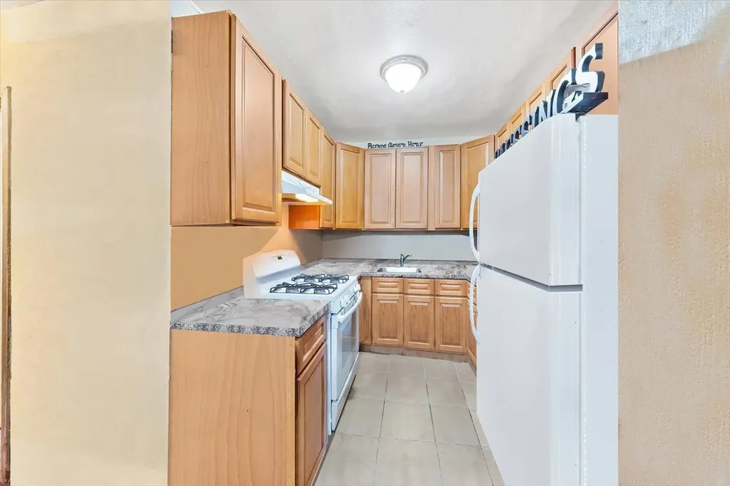 1764 Bartow Avenue Bronx NY 10469