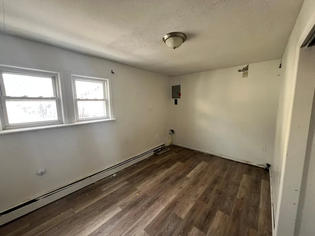 1329 Harding Park Bronx NY 10473