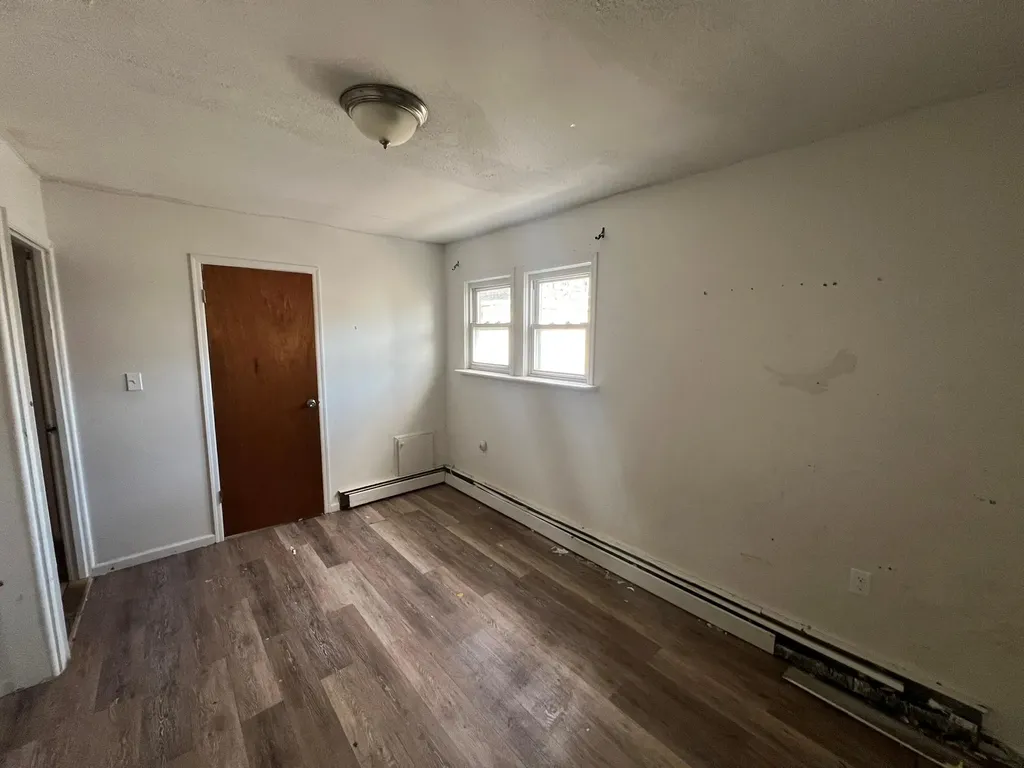 1329 Harding Park Bronx NY 10473