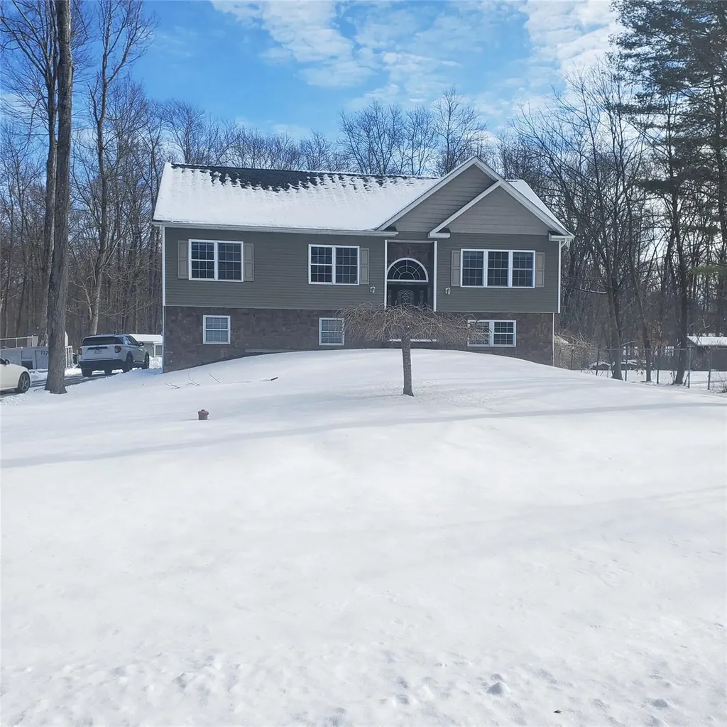 37 Harmony Lane Montgomery NY 12549