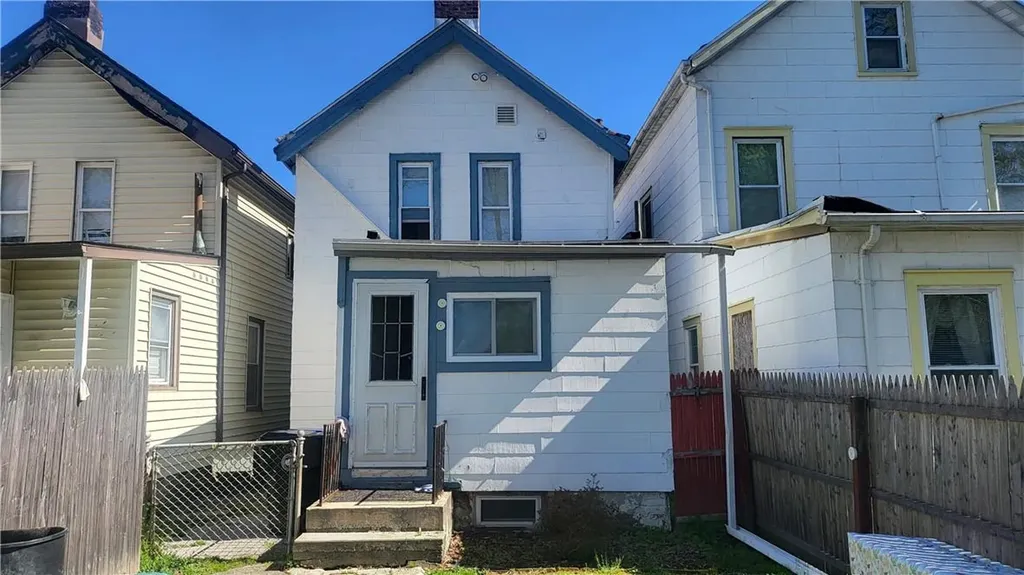166 Thompson Street Poughkeepsie NY 12601