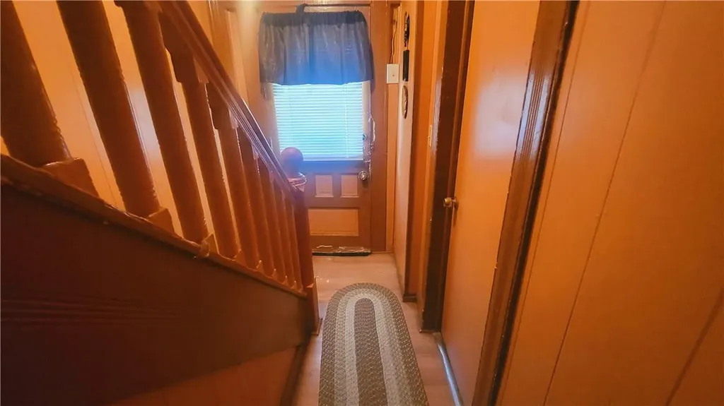 166 Thompson Street Poughkeepsie NY 12601