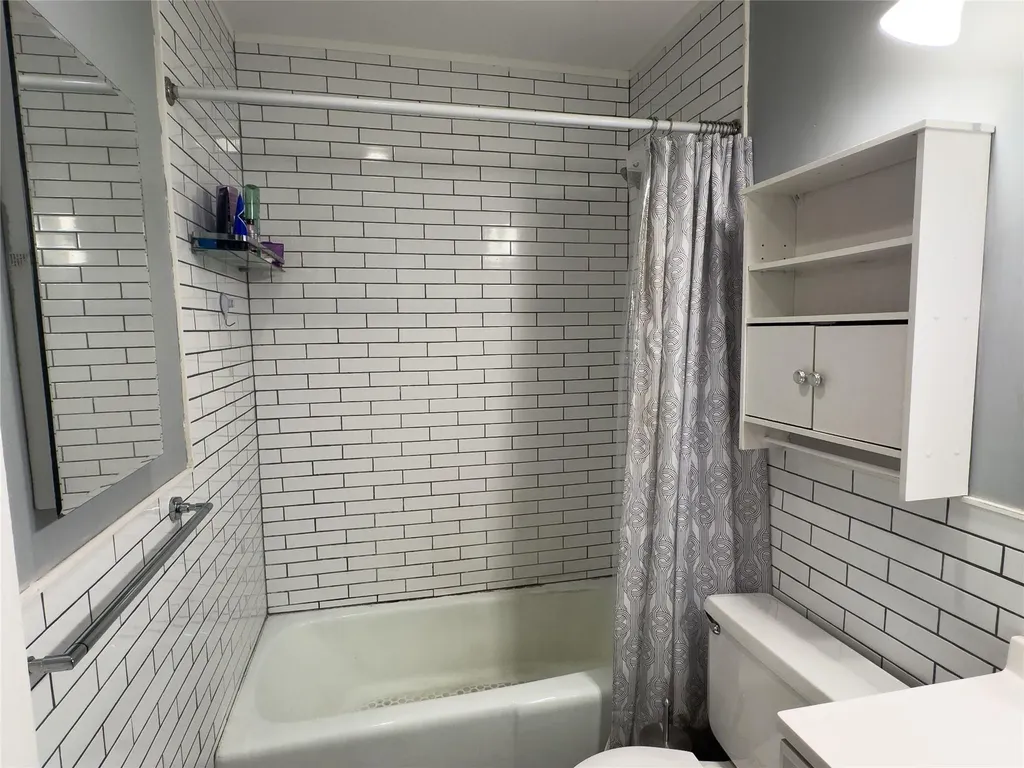 100 Coachlight Square Montrose NY 10548