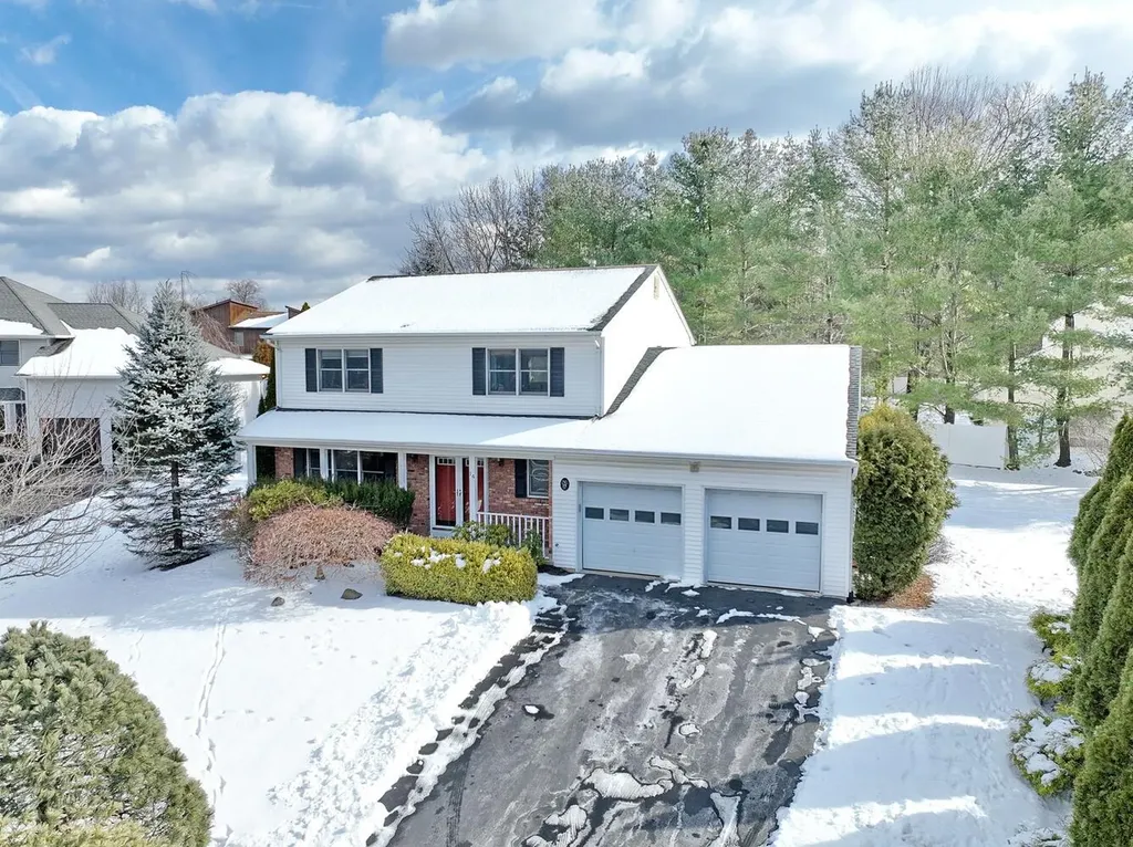 14 Martino Way Pomona NY 10970
