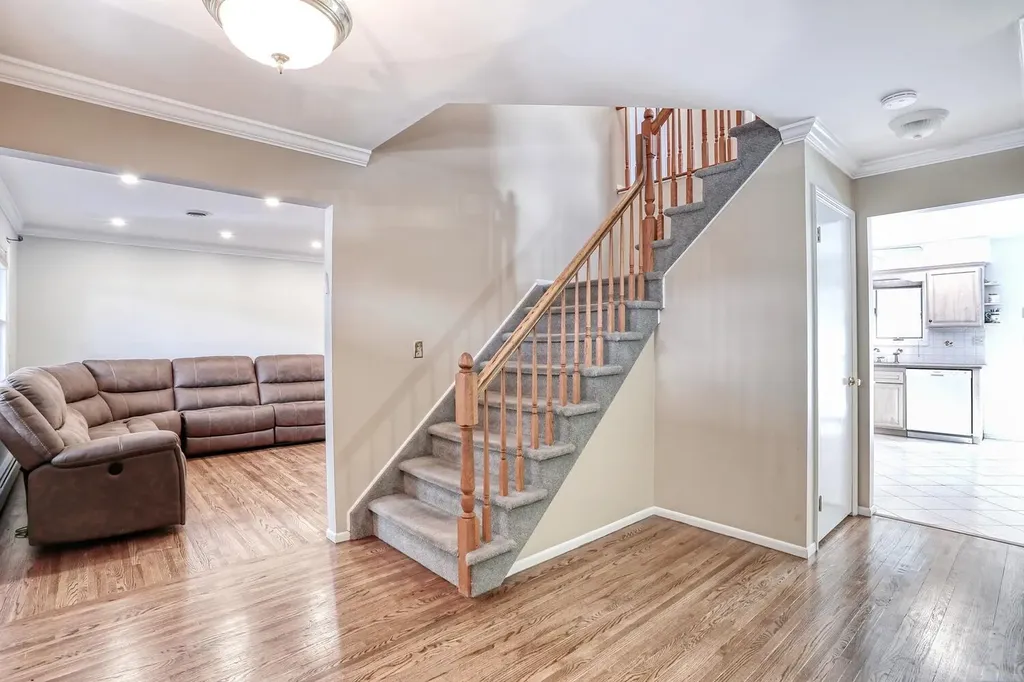14 Martino Way Pomona NY 10970