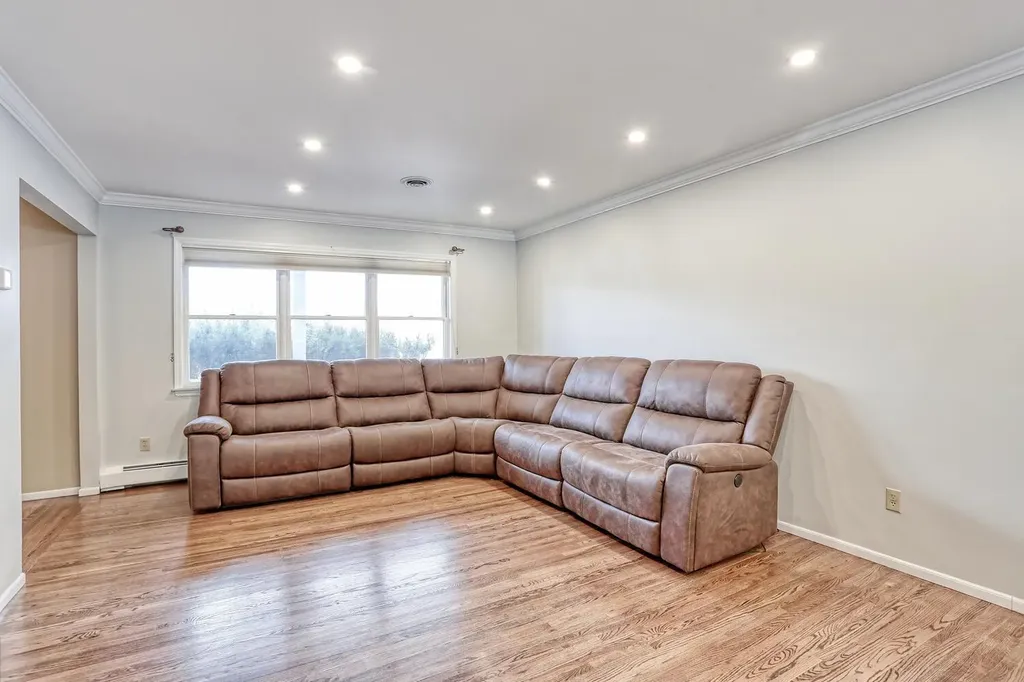 14 Martino Way Pomona NY 10970