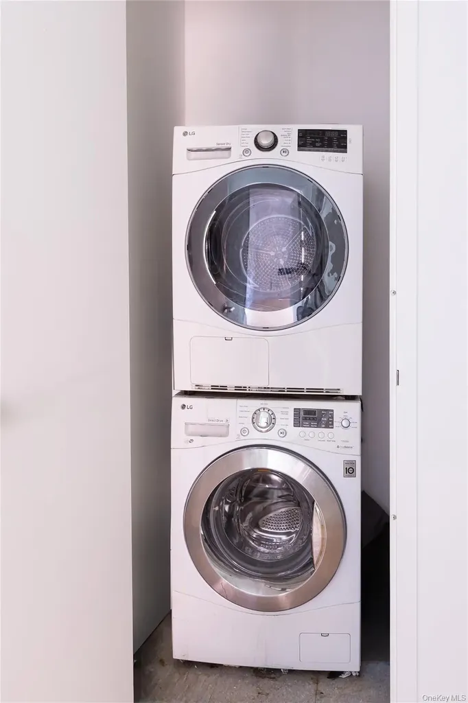 3585 Greystone Avenue Bronx NY 10463