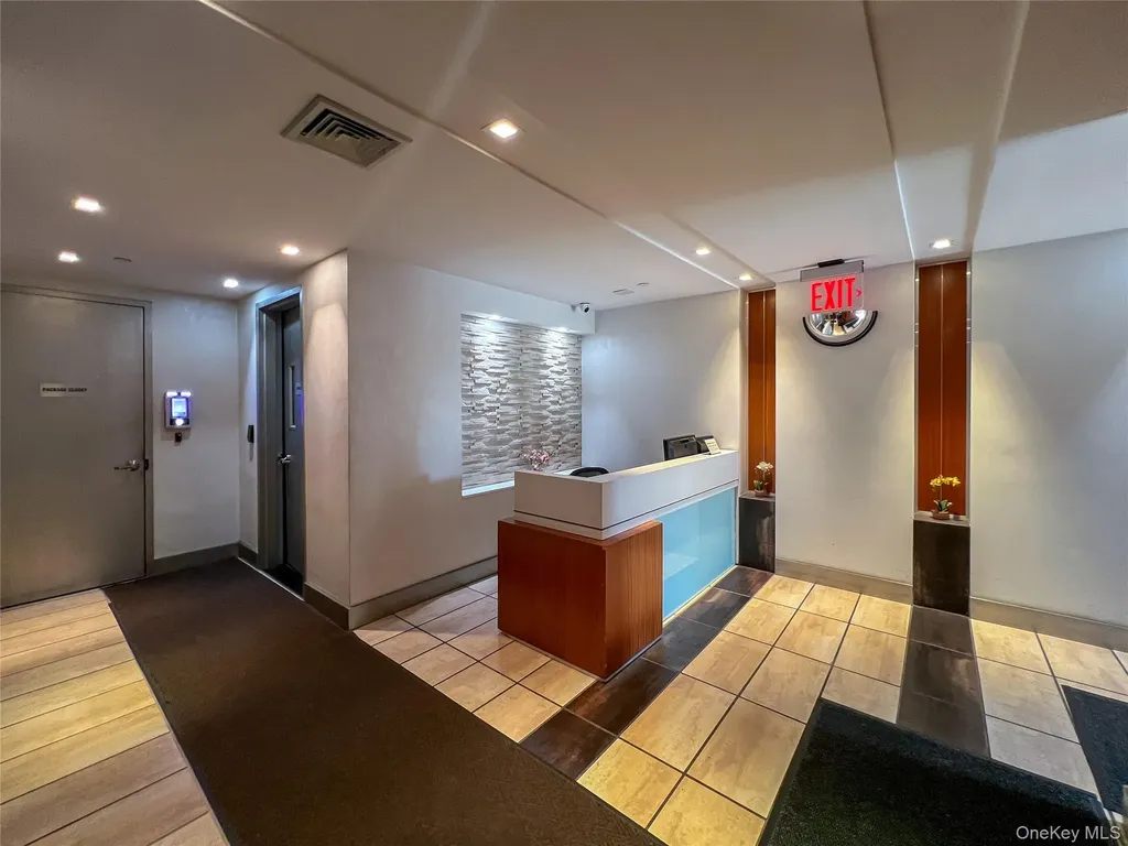 3585 Greystone Avenue Bronx NY 10463