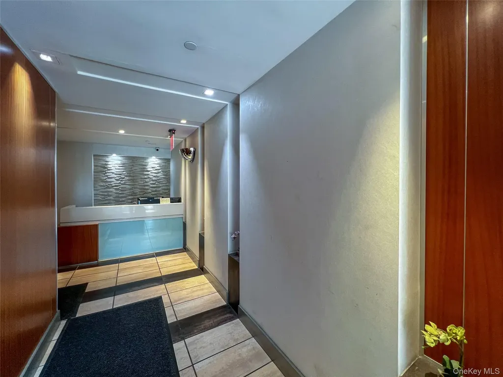 3585 Greystone Avenue Bronx NY 10463