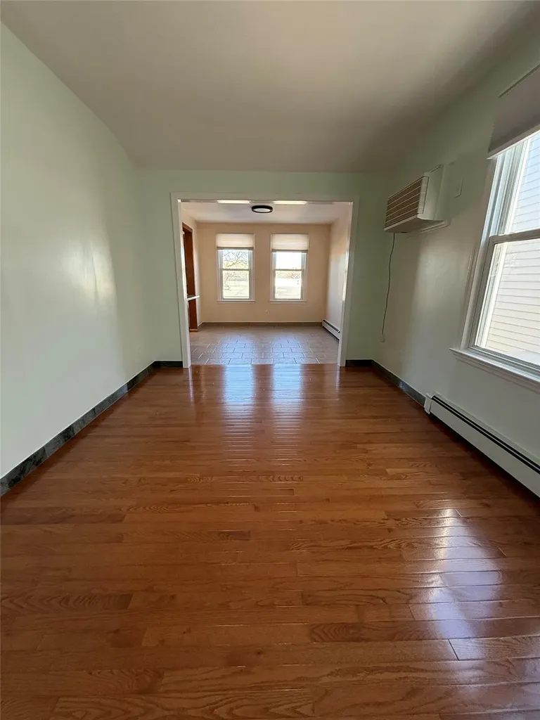 6269 60th Road Maspeth NY 11378