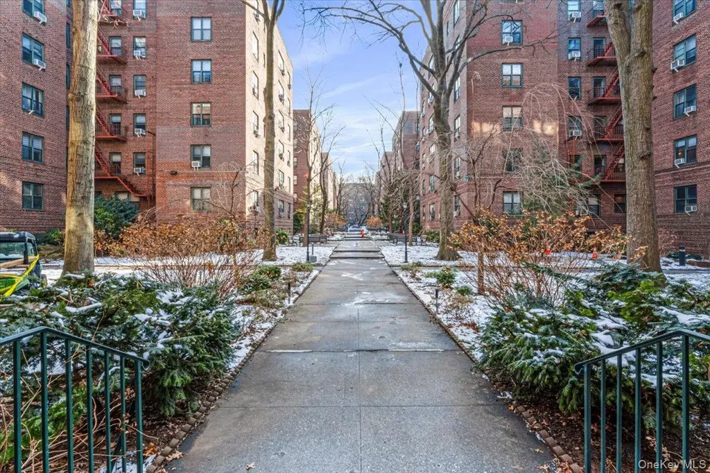78-10 34 Avenue Jackson Heights NY 11372