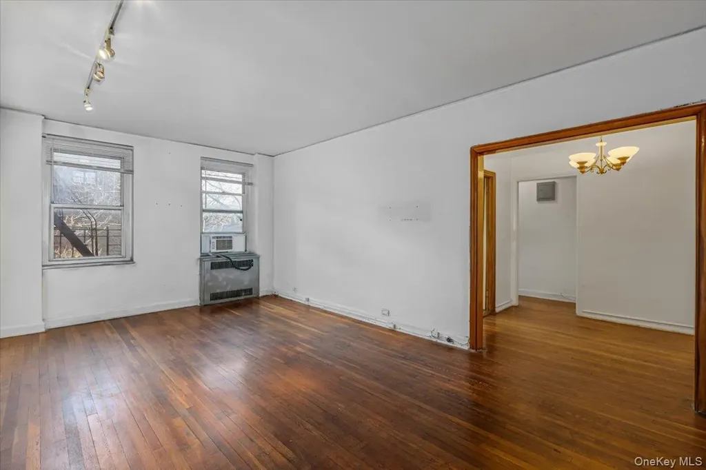 78-10 34 Avenue Jackson Heights NY 11372