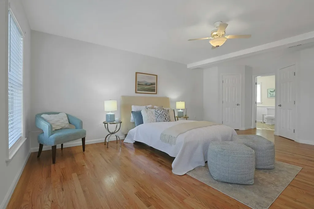 38 Weeks Place New Rochelle NY 10801