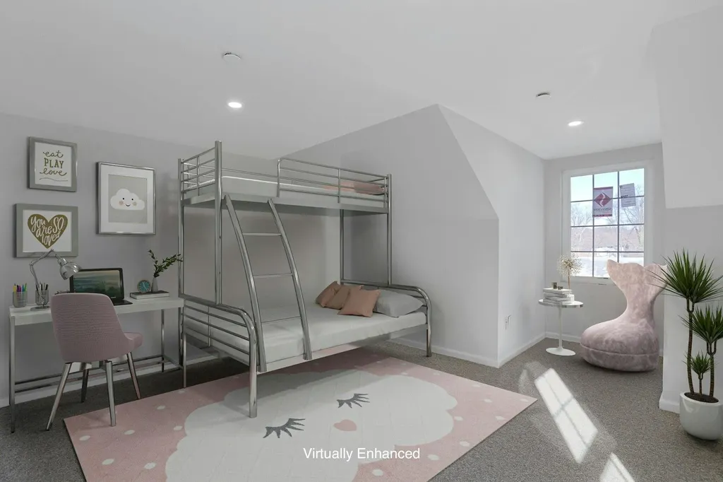 38 Weeks Place New Rochelle NY 10801