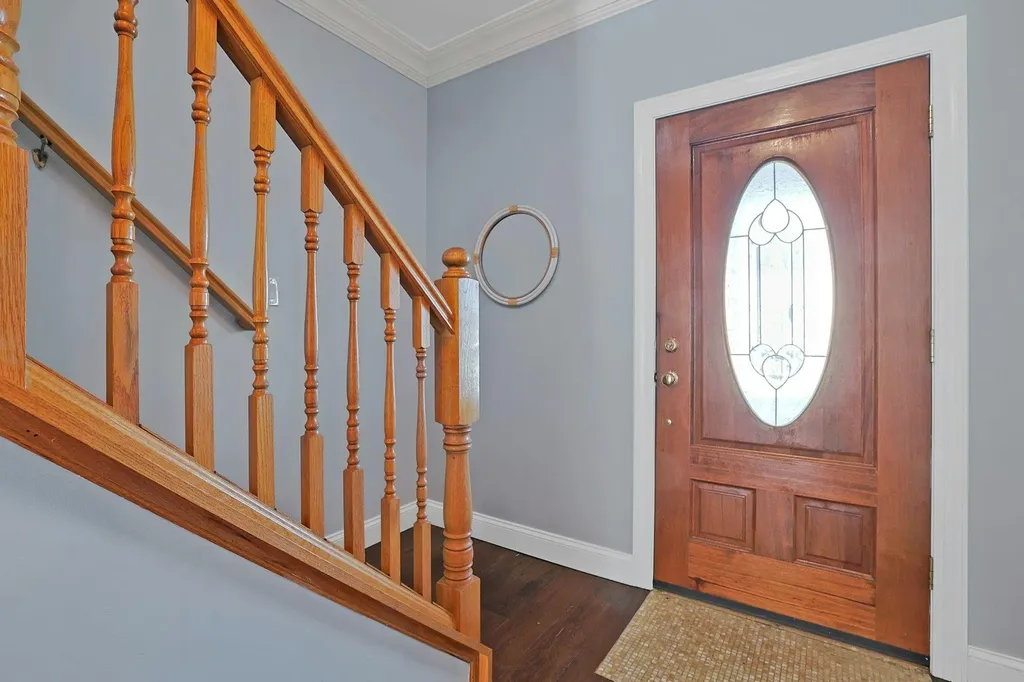 38 Weeks Place New Rochelle NY 10801