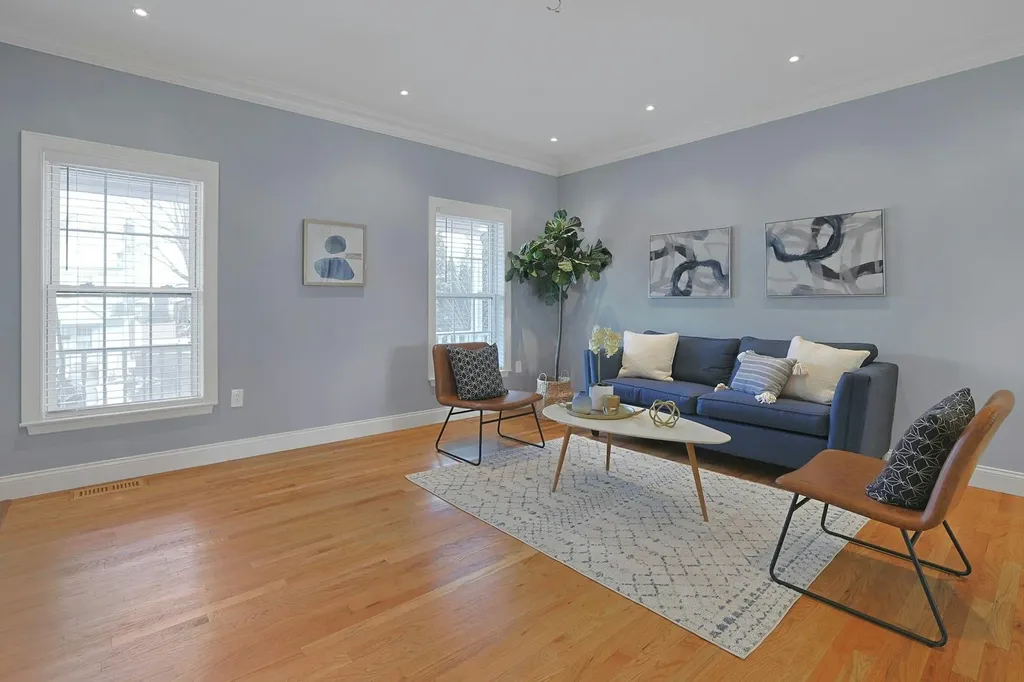 38 Weeks Place New Rochelle NY 10801
