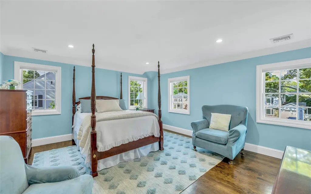 60 Longridge Road Manhasset NY 11030