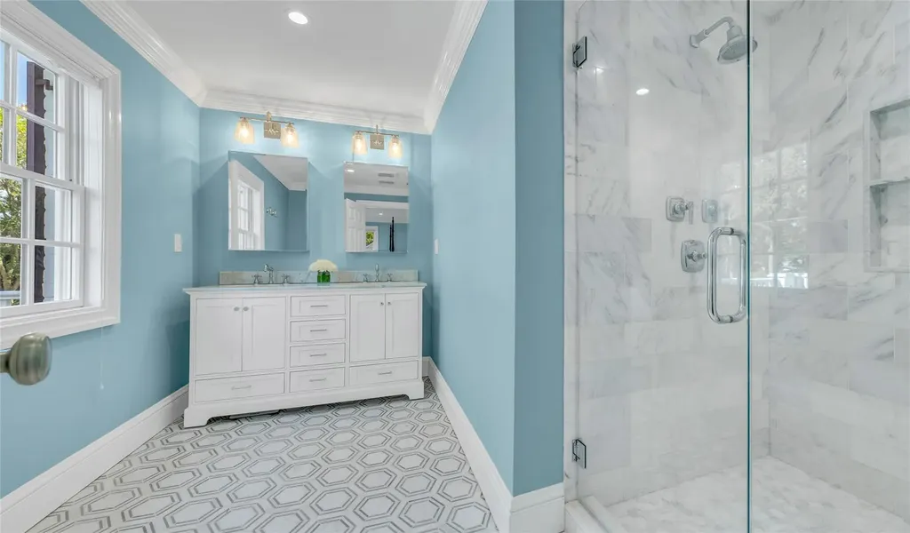 60 Longridge Road Manhasset NY 11030
