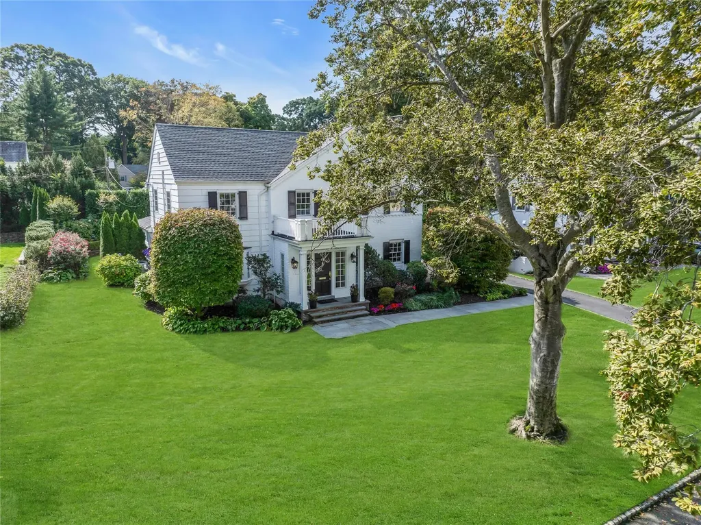 60 Longridge Road Manhasset NY 11030