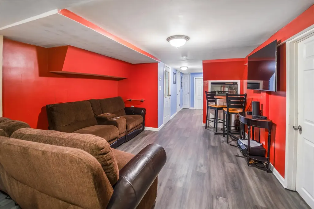 49 Perry Street Hempstead NY 11550